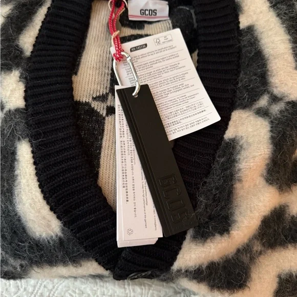 GCDS Black and Cream Mens Sweater - Picture 6 of 11